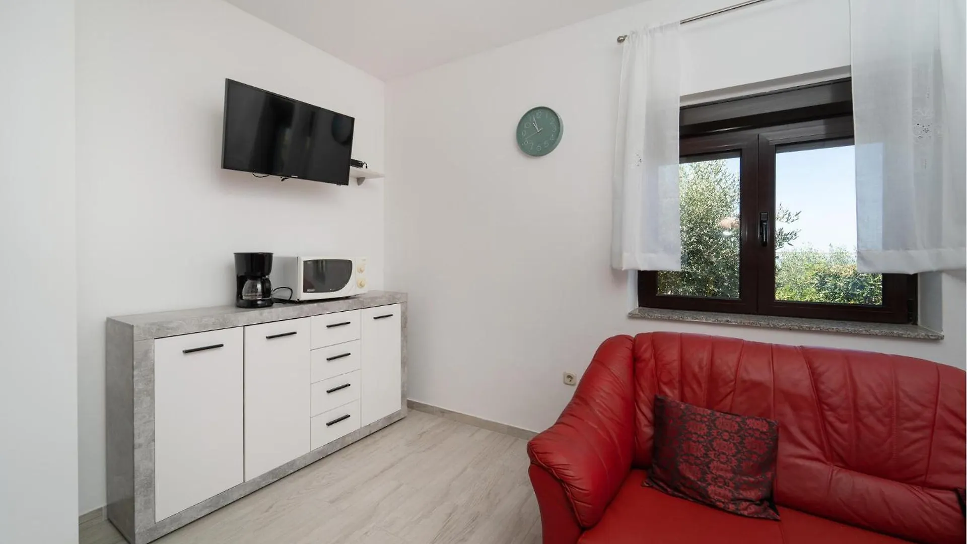 2 Bedroom Lovely Apartment In Rtina 0*,  Croatia